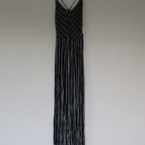 Maxi dress with two slits